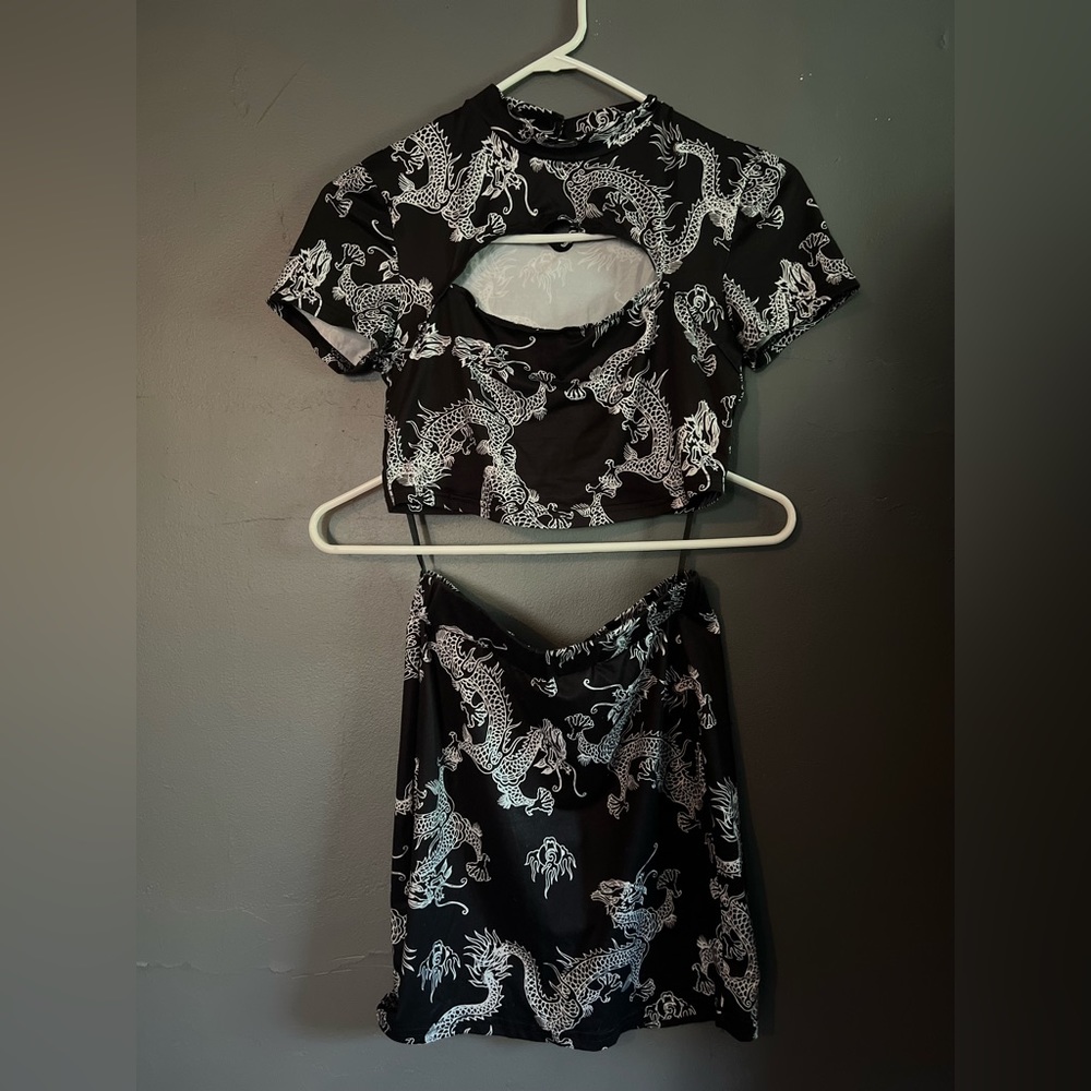 Chinese dragon 2 piece set 🖤